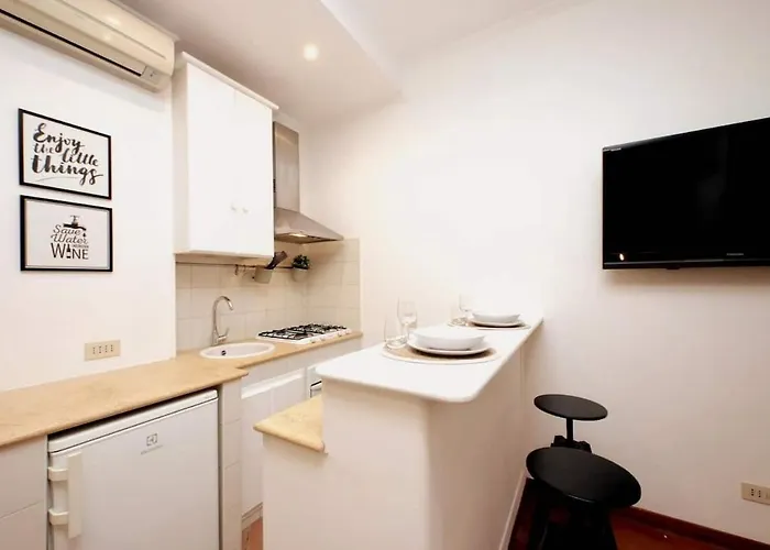 La Dolce - Vatican With Large Terrace Apartment *