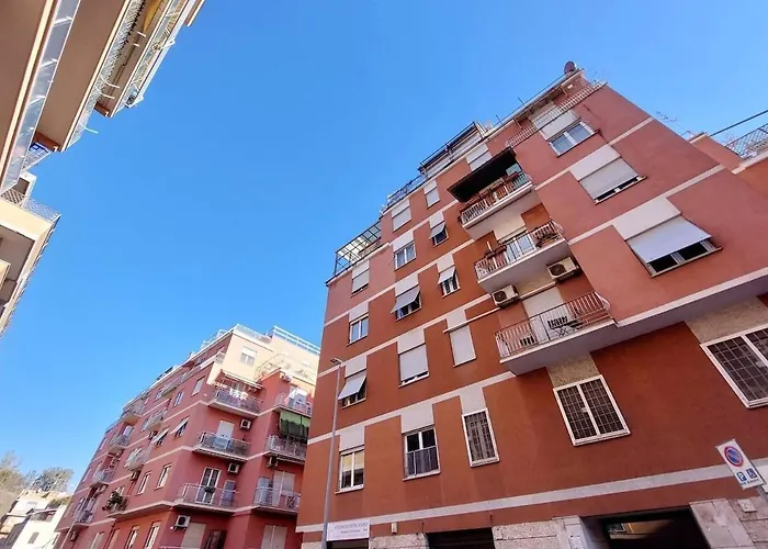 La Dolce - Vatican With Large Terrace Apartment *