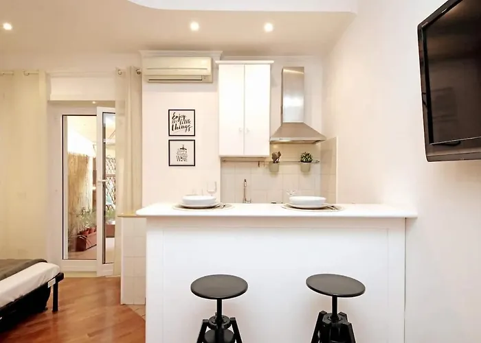 La Dolce - Vatican With Large Terrace Apartment *